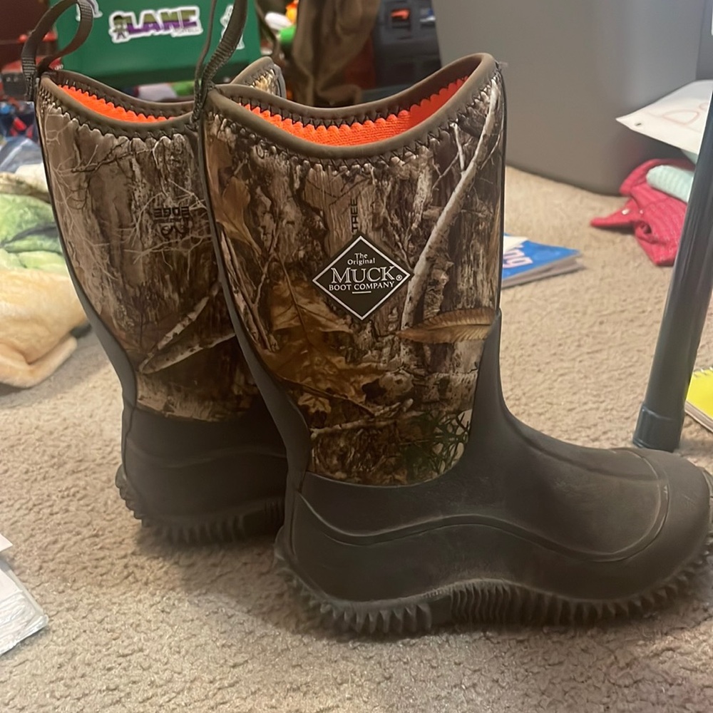 Muck camo boots